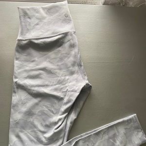 lulu white camo wunder unders